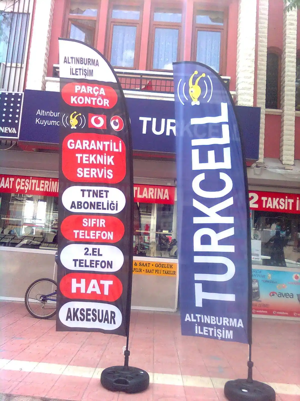 Cep Telefoncu Olta Bayrağı-37